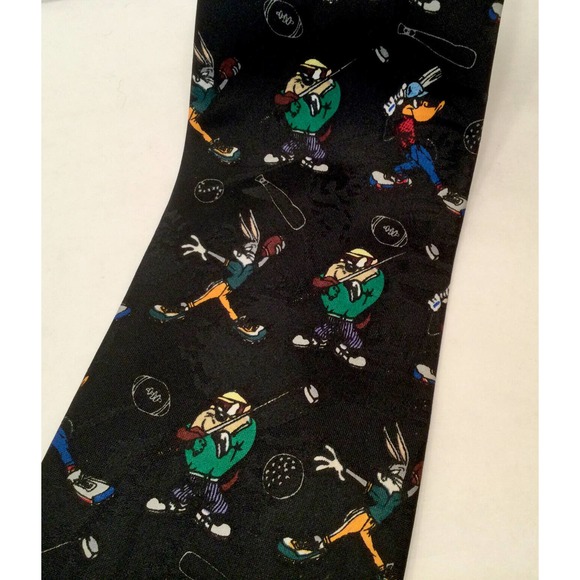 VTG LOONEY TUNES NECK TIE SPORTS BLACK BUGS BUNNY DAFFY TAZMANIAN DEVIL GOLF - Picture 1 of 3